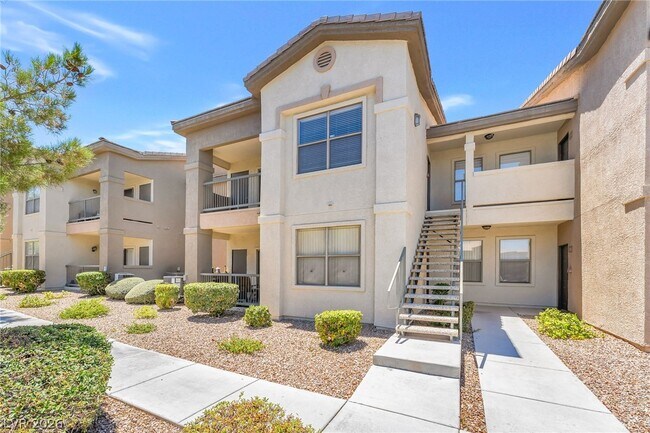 Building Photo - 8000 W Badura Ave