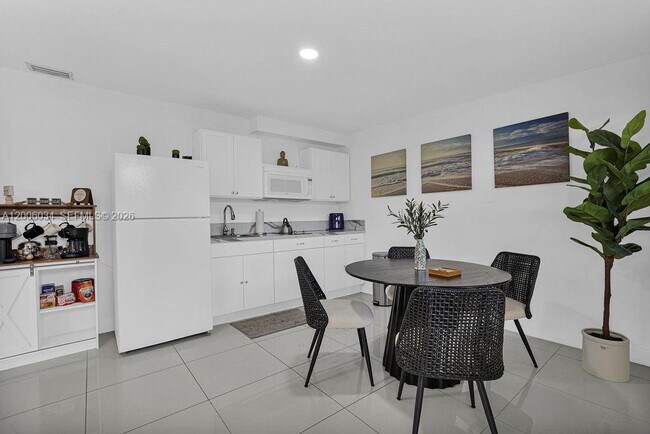 Building Photo - 25420 SW 124th Pl