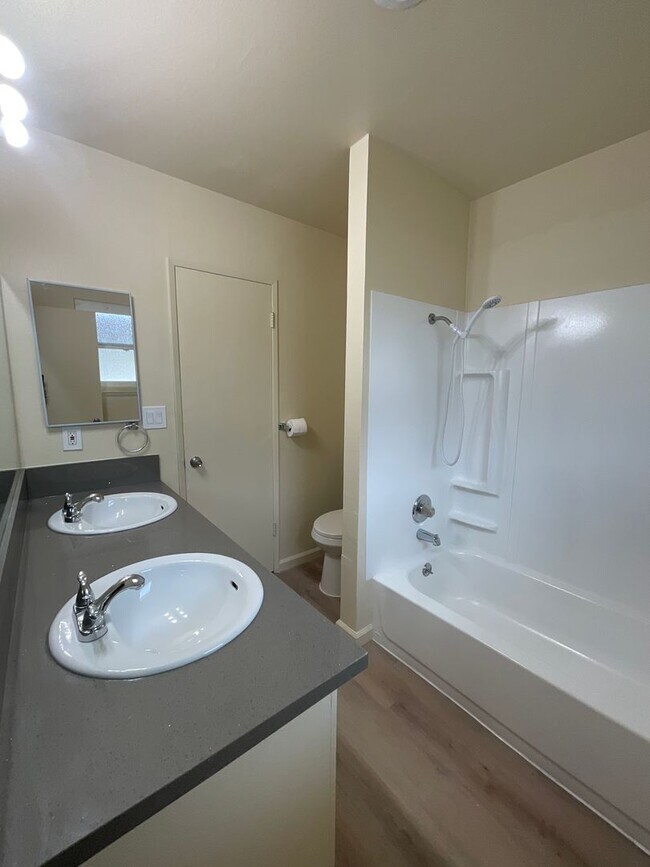 Building Photo - 7711 Fillmore Dr