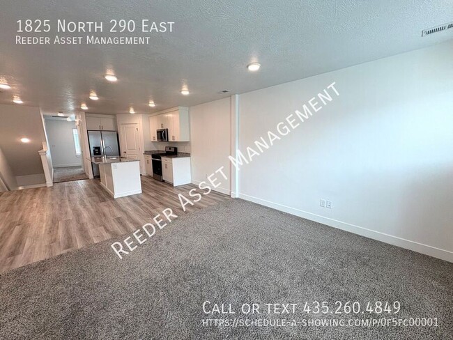 Building Photo - 290 1825 N