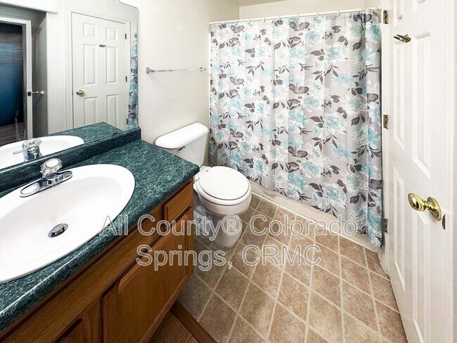 Building Photo - 122-2-12 Whalen Ave Cripple Crk