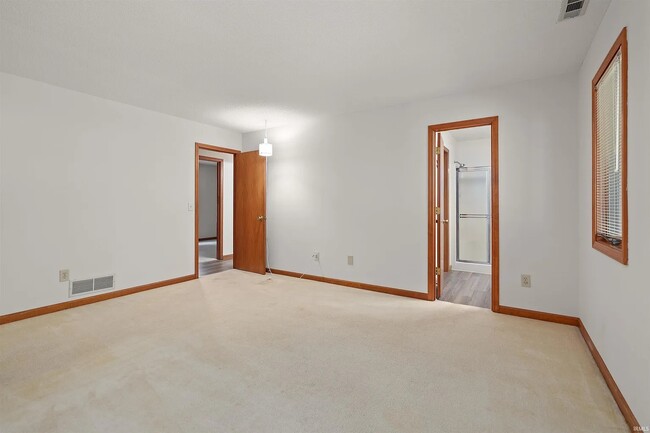 Building Photo - 8115 Calera Dr