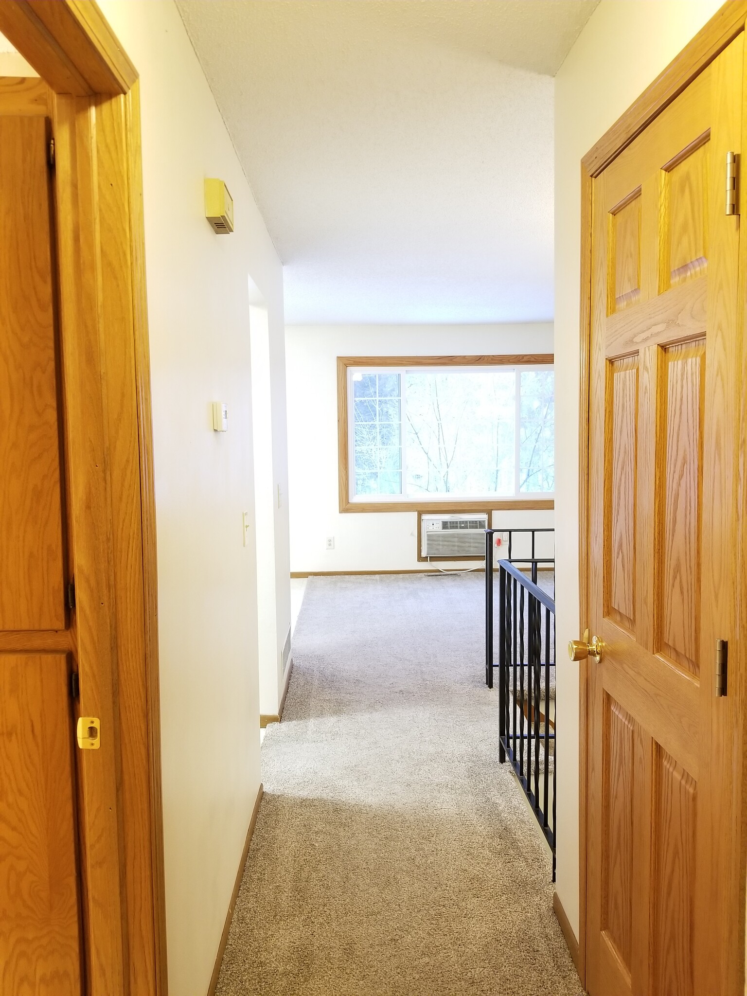 Building Photo - 220 Leighton Dr