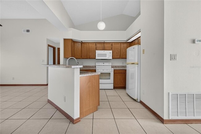 Building Photo - 4059 Waterview Loop