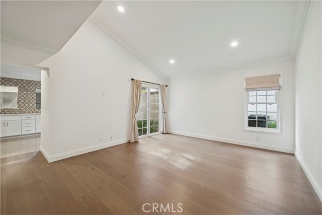 Building Photo - 2007 Yacht Mischief