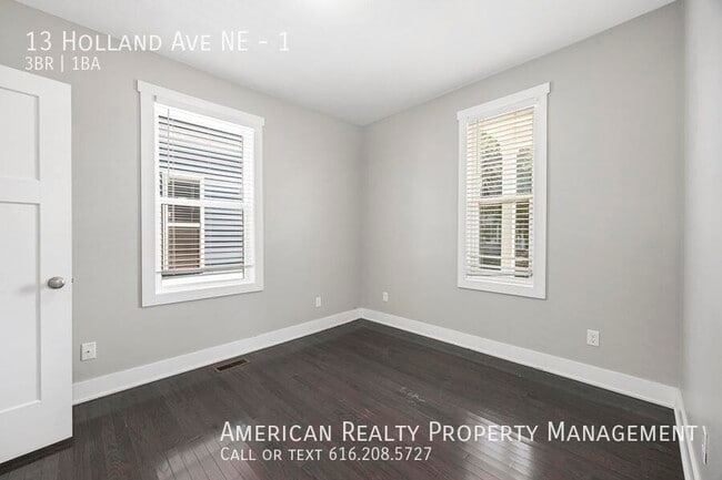 Building Photo - 13 Holland Ave NE