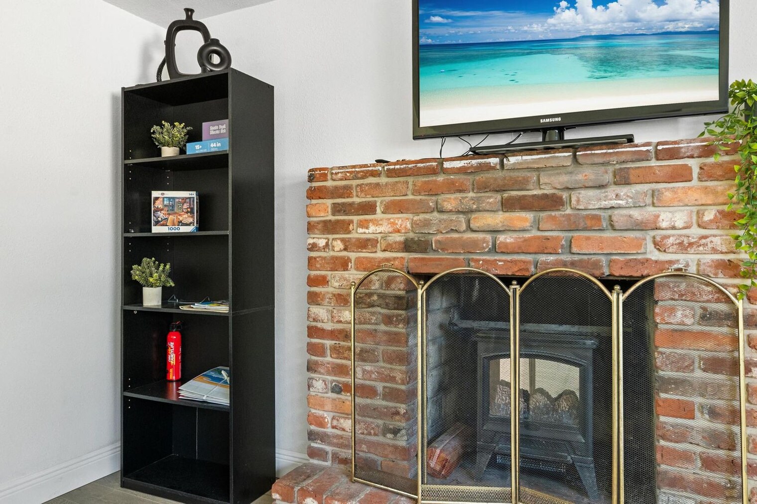 Building Photo - 919 Ave S SE