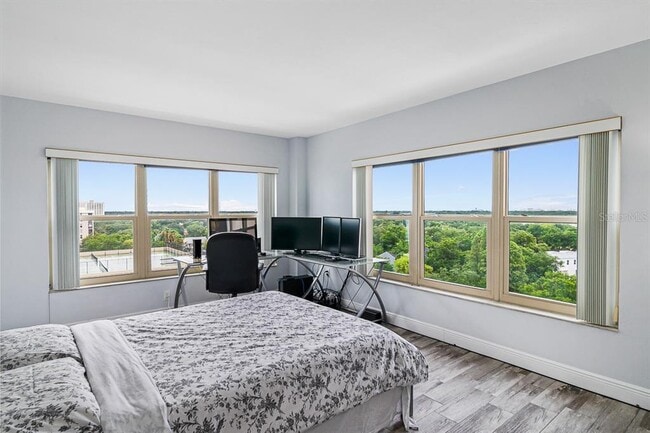 Building Photo - 2401 Bayshore Blvd