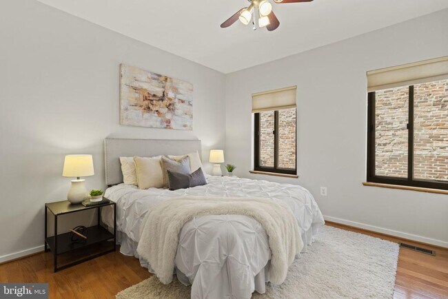 Building Photo - 1435 Corcoran St NW