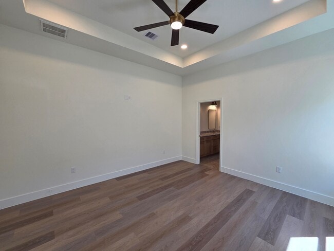 Building Photo - 16276 Jeet St