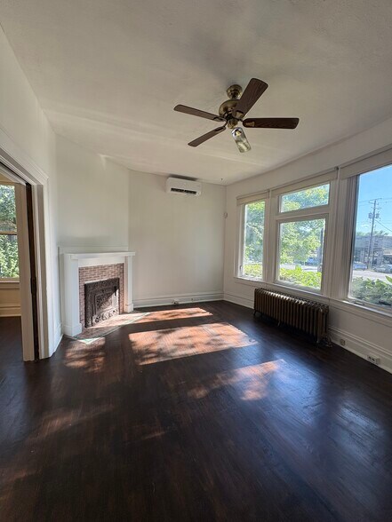 Building Photo - 859 S 900 E