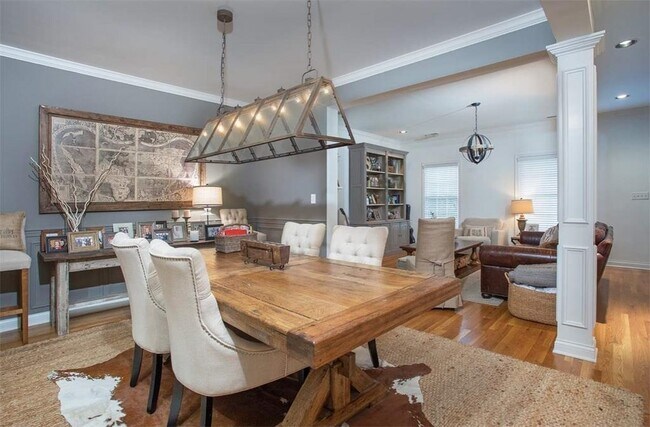 Building Photo - 308 East Promenade