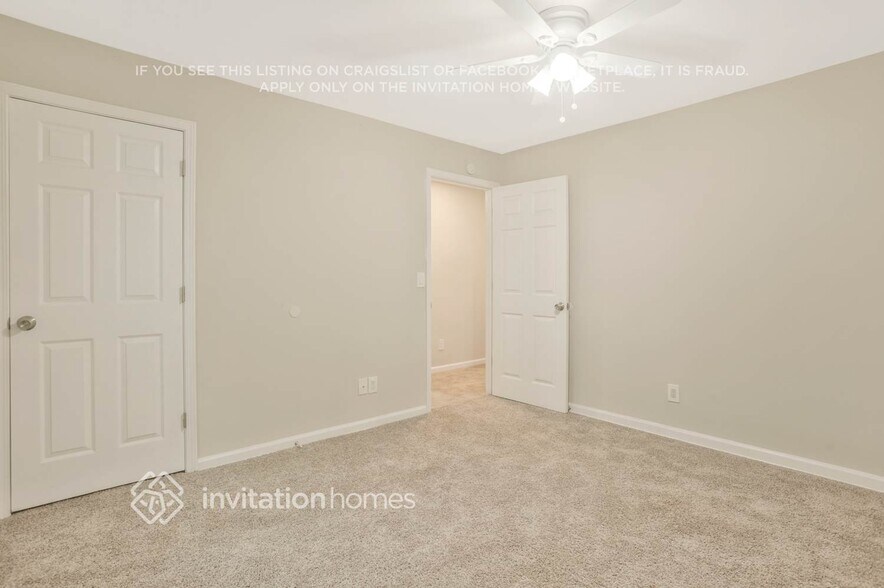 Building Photo - 4004 Melvin Dr SW