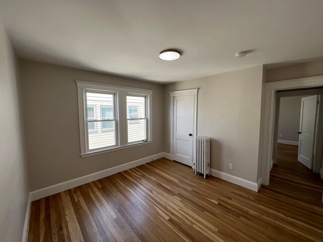 Building Photo - 344-346-346 Hyde Park Ave