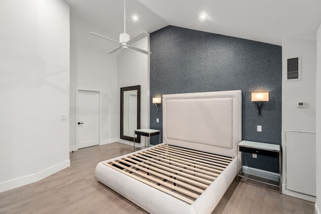 Building Photo - 65 Lake Ave