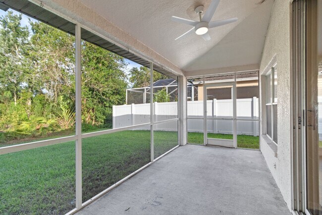 Building Photo - 4 bed, 2 Bath New Tampa Home for Lease!