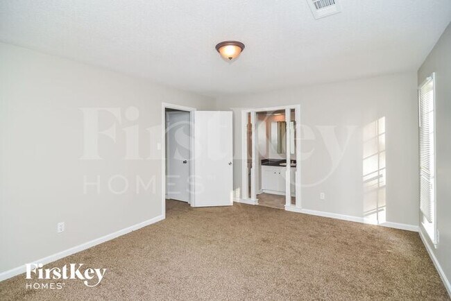 Building Photo - 6631 Cherry Bark Dr