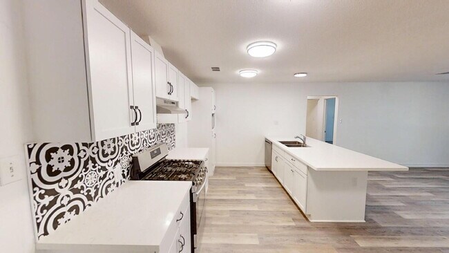 Building Photo - "Charming 3-Bed, 2-Bath Gem with 1,654 Sq Ft of Comfort in Temple, TX!"