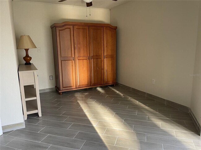 Building Photo - 7215 Manasota Key Rd