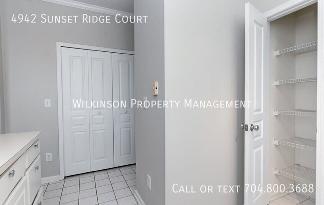 Building Photo - 4942 Sunset Ridge Ct