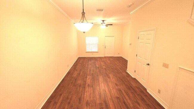 Building Photo - 1510 SW 25th Pl