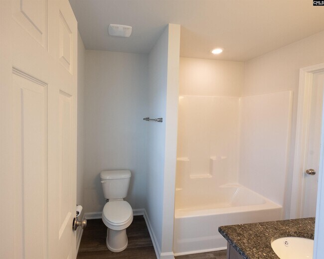 Building Photo - 228 Bluewing Dr