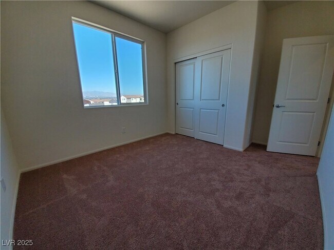 Building Photo - 2713 Holmes Creek Ct