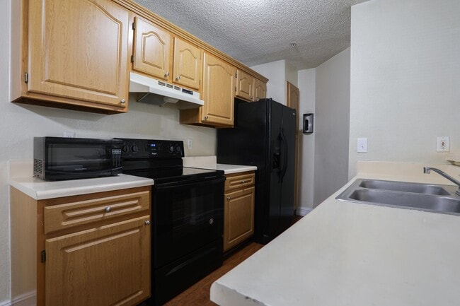 Building Photo - 974 Leeward Pl