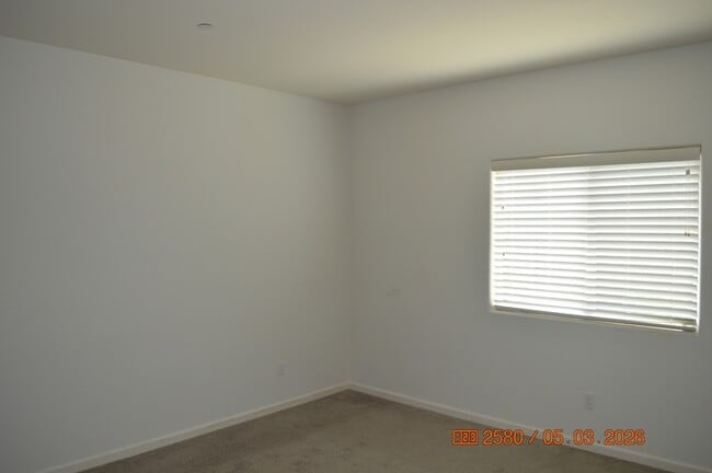 Building Photo - 4220 Freemark Ave
