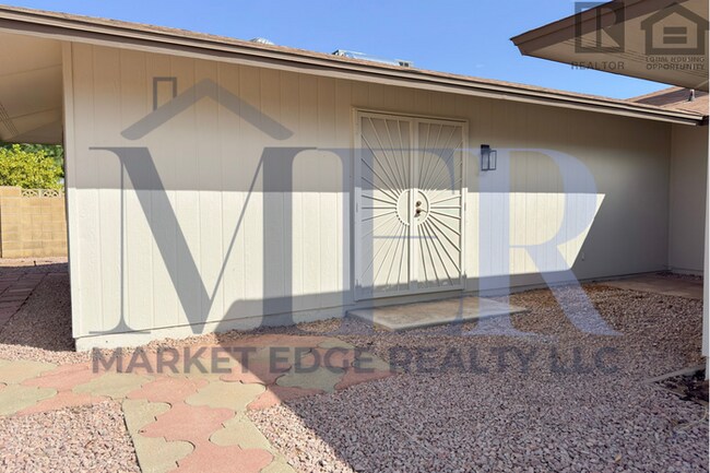 Building Photo - 3Bed/3Bath Home in 55+ Community in Sun Ci...