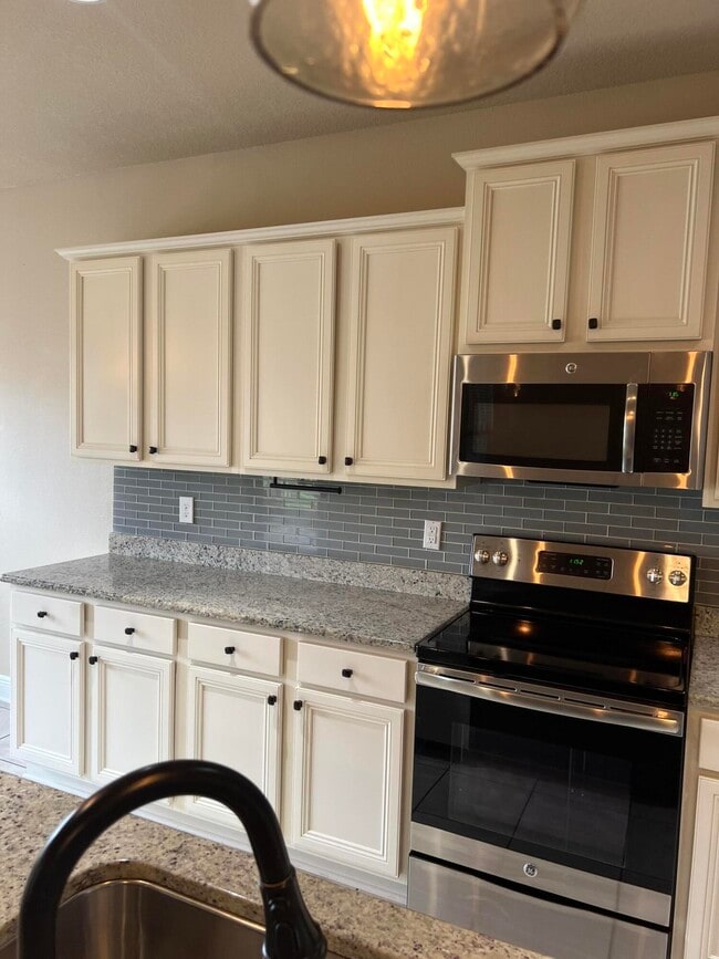 Building Photo - 516 Gadwell St