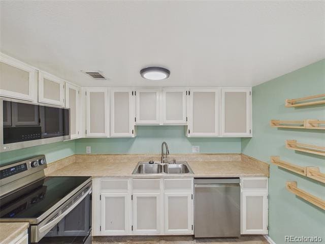 Building Photo - 12610 Elm St