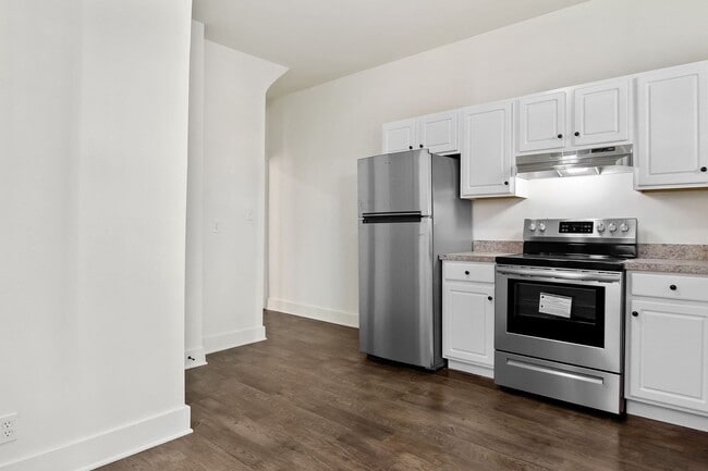 Building Photo - Inviting 3 Bedroom, 1.5 Bathroom Home in Harrisburg, Pa!