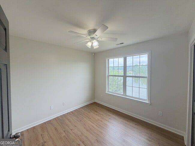 Building Photo - 106 Turtle Pointe Dr