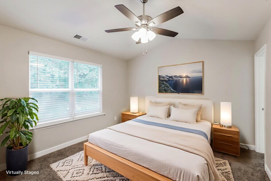 Building Photo - 2513 Skyfalls Way