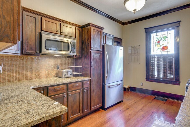 Building Photo - Renovated Historic Craftsman in East Nashville | 4 Bedrooms, 2-Car Garage & Outdoor Living