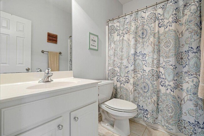 Building Photo - 3803 Waters Edge Trail