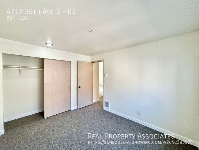 Building Photo - 4717 36th Ave S