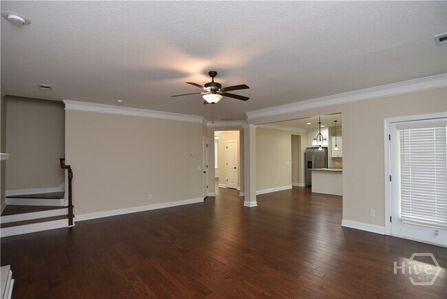 Building Photo - 215 Beckley Dr