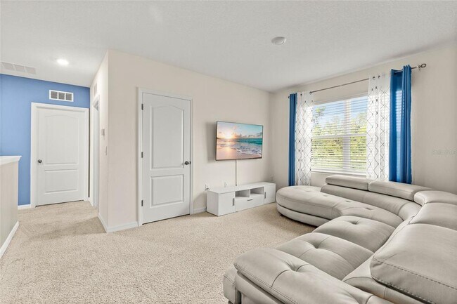 Building Photo - 747 Lazio Cir