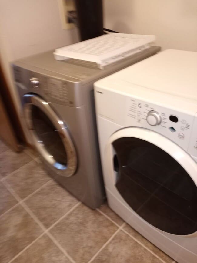 Building Photo - Nice "Homestead" mobile