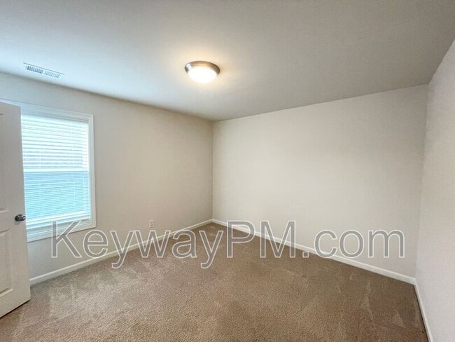 Building Photo - 4136 Thimbleberry Dr