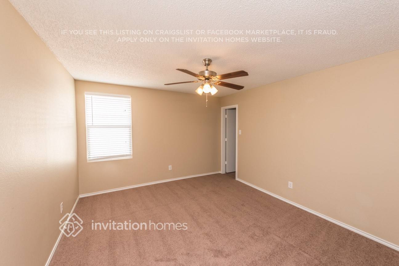 Building Photo - 3450 Post Oak Dr