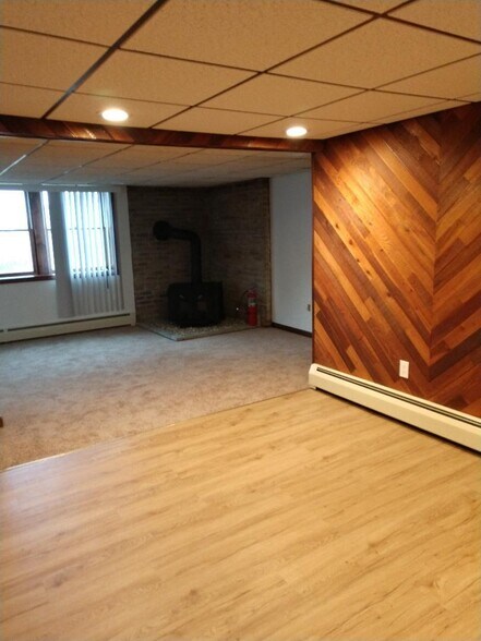 Building Photo - 213 Dwelly St