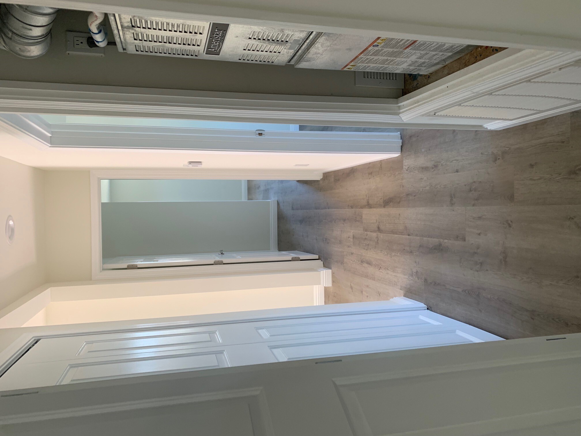 Passage - 2446 S Dunsmuir Ave