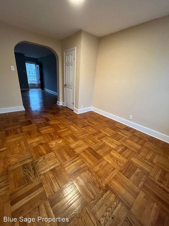Building Photo - 3 br, 1 bath House - 126 Normandy Rd