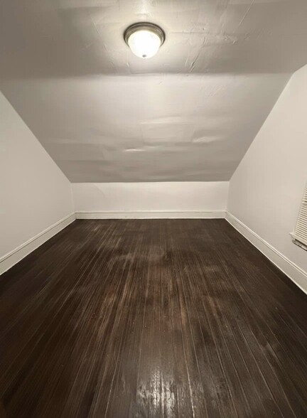 Building Photo - 61 Kimberly Ave