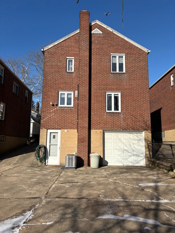 Building Photo - 6318 Glenview Pl