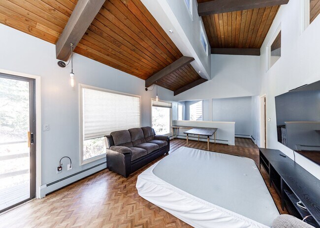 Building Photo - Palmer Park 3 bedroom