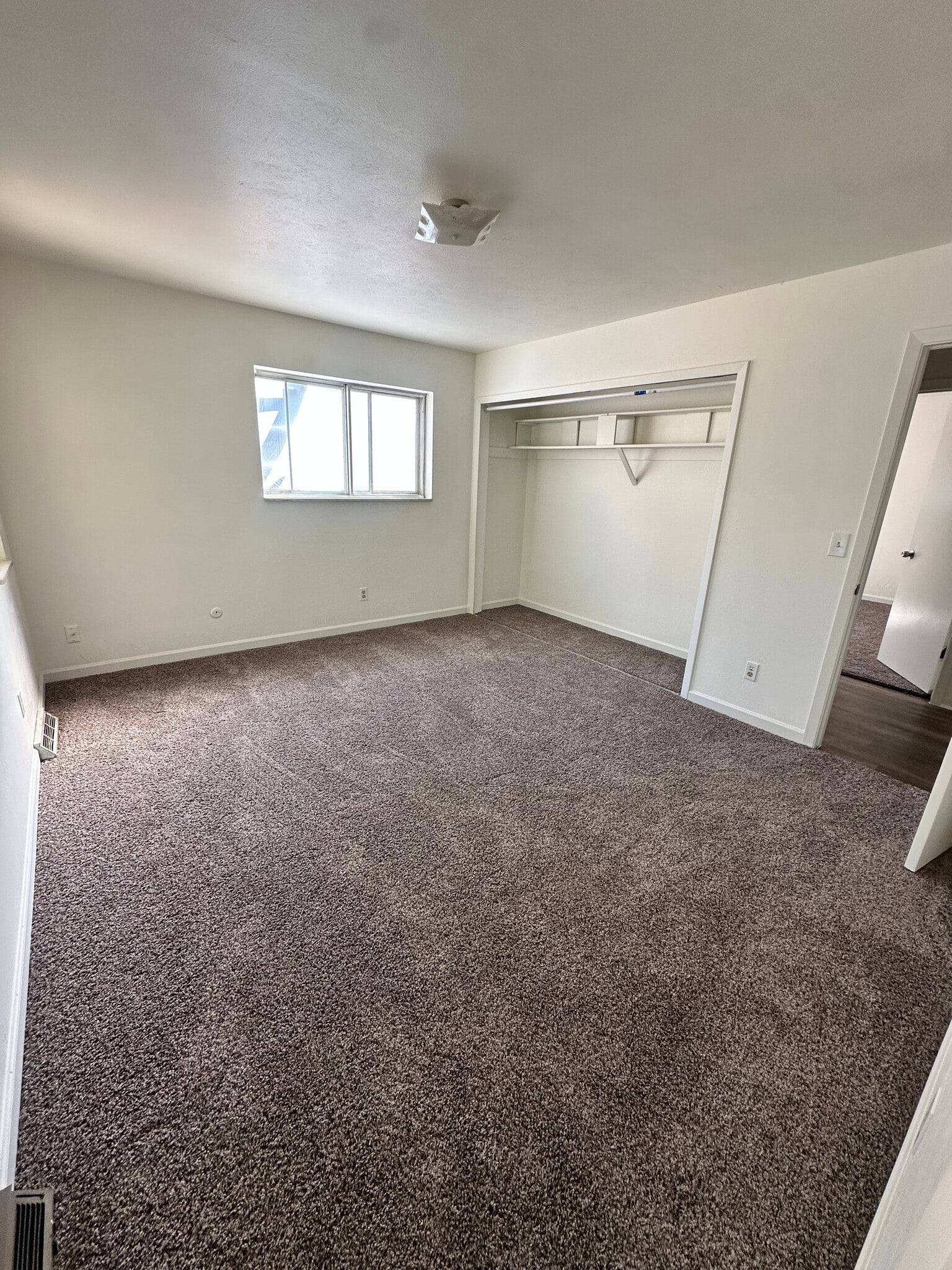 Building Photo - 6684 Zang Ct